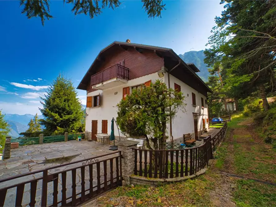 Immagine 1 di Appartamento in vendita  in loc.boschetto n 28 a Varzo