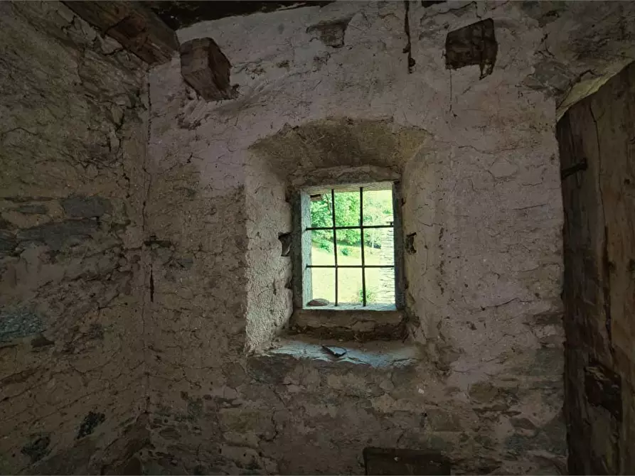 Immagine 22 di Porzione di casa in vendita  in SOPRA a Varzo