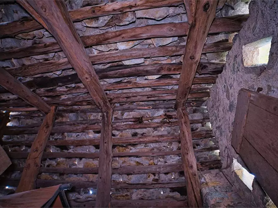 Immagine 42 di Porzione di casa in vendita  in SOPRA a Varzo