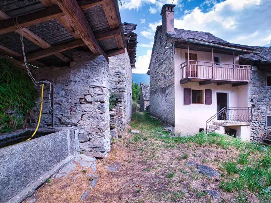 Immagine 27 di Porzione di casa in vendita  in SOPRA a Varzo