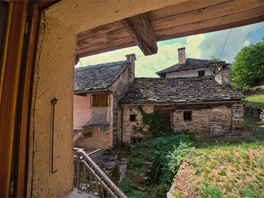Immagine 29 di Porzione di casa in vendita  in SOPRA a Varzo