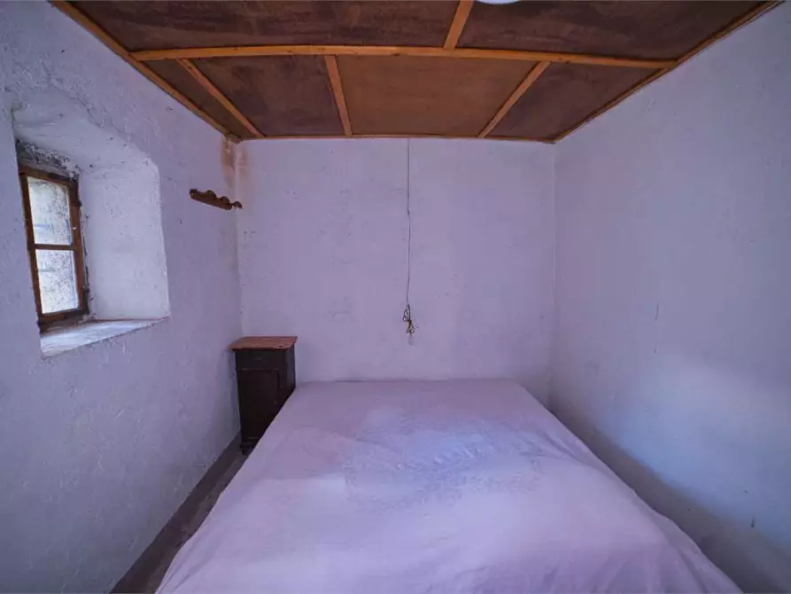 Immagine 19 di Porzione di casa in vendita  in SOPRA a Varzo