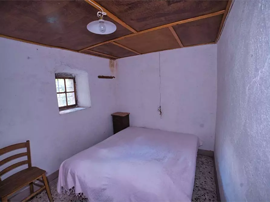 Immagine 20 di Porzione di casa in vendita  in SOPRA a Varzo