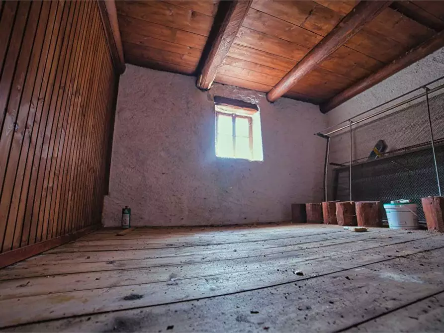 Immagine 17 di Baita in vendita  in VAL LOANA a Malesco
