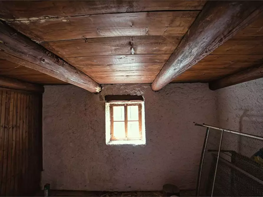 Immagine 18 di Baita in vendita  in VAL LOANA a Malesco