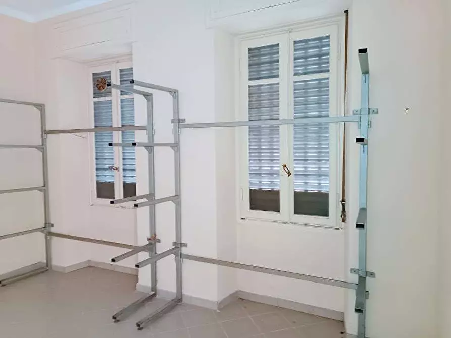 Immagine 14 di Negozio in vendita  in piazza piemonte a Piedimulera
