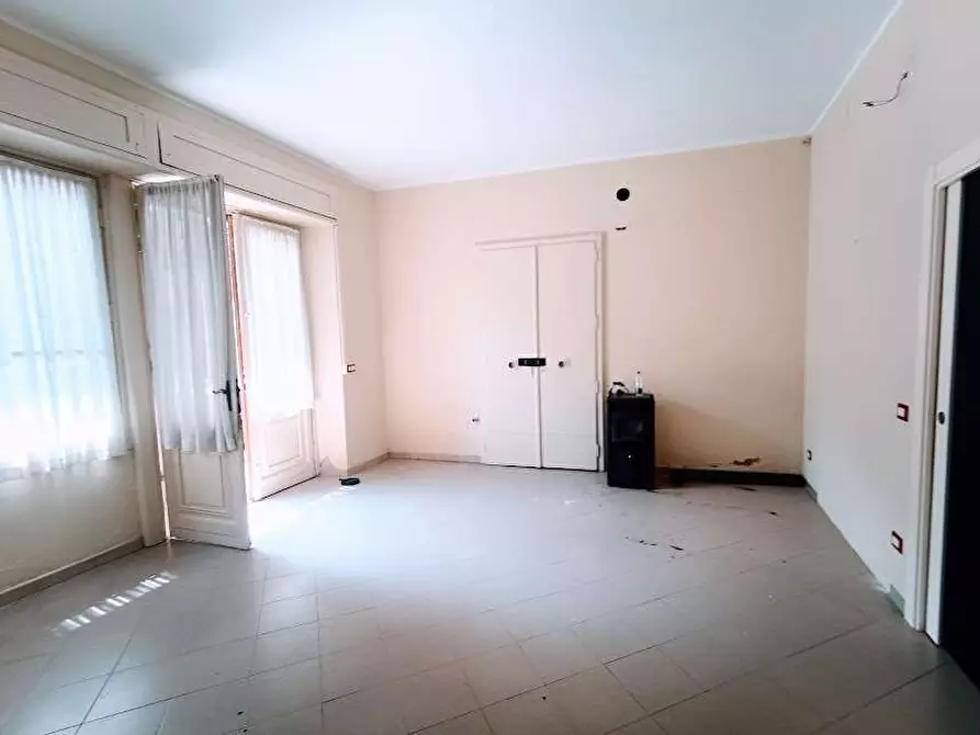 Immagine 8 di Negozio in vendita  in piazza piemonte a Piedimulera
