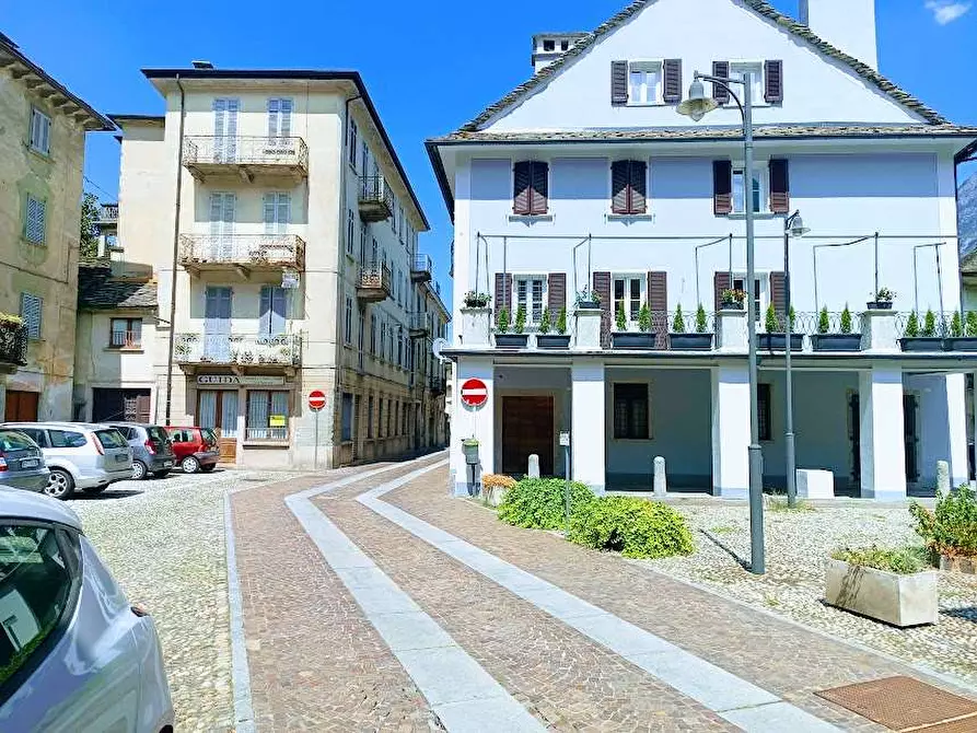 Immagine 2 di Negozio in vendita  in piazza piemonte a Piedimulera