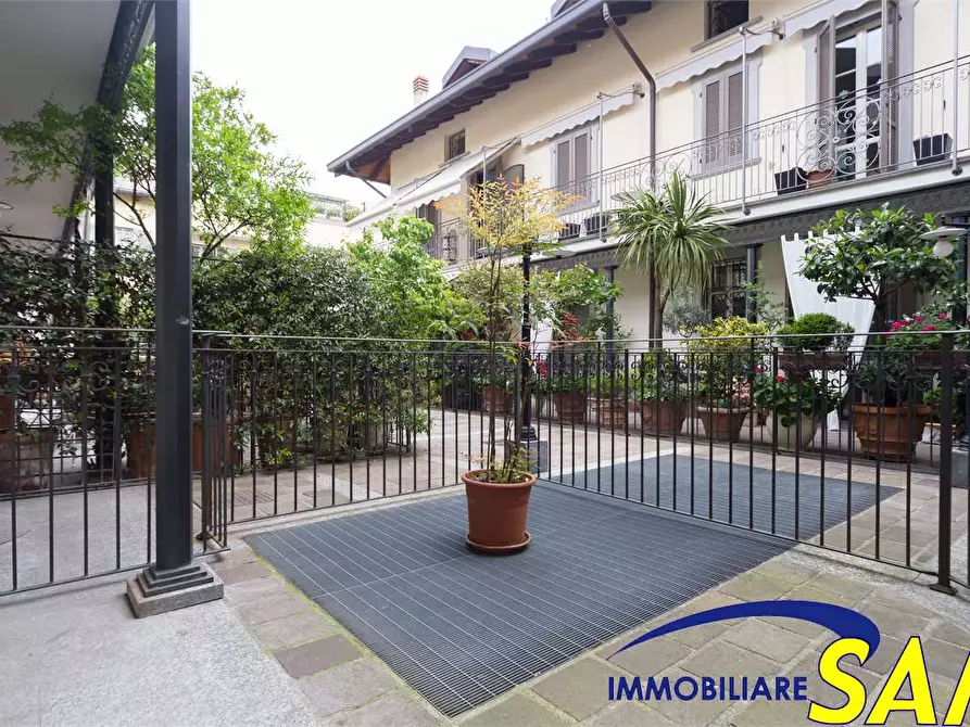 Immagine 27 di Bilocale in affitto  in Via Donizetti 16 a Monza