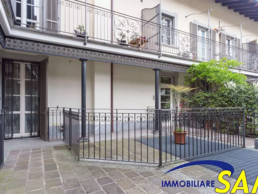 Immagine 28 di Bilocale in affitto  in Via Donizetti 16 a Monza