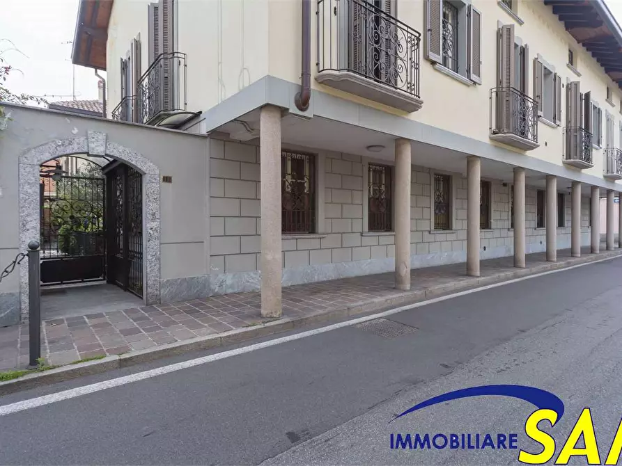 Immagine 35 di Bilocale in affitto  in Via Donizetti 16 a Monza