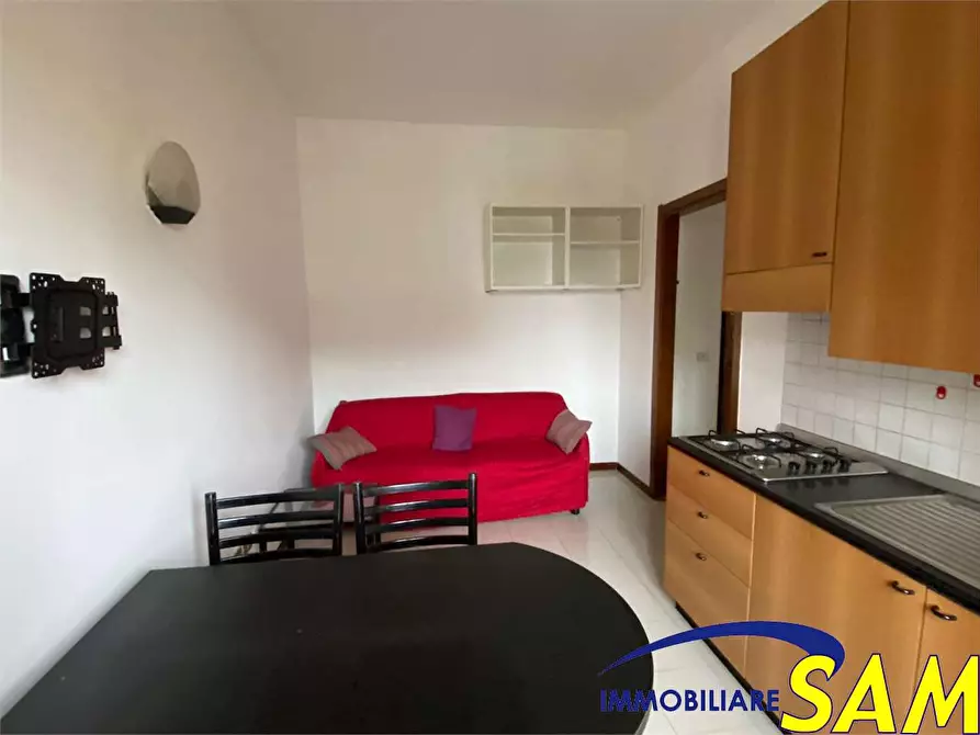 Immagine 1 di Bilocale in affitto  in Via Mezzofanti 8 a Milano