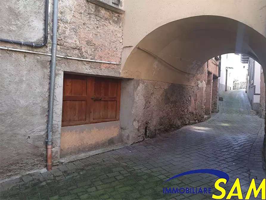 Immagine 8 di Porzione di casa in vendita  in Via Rosoledo 9 a Carlazzo