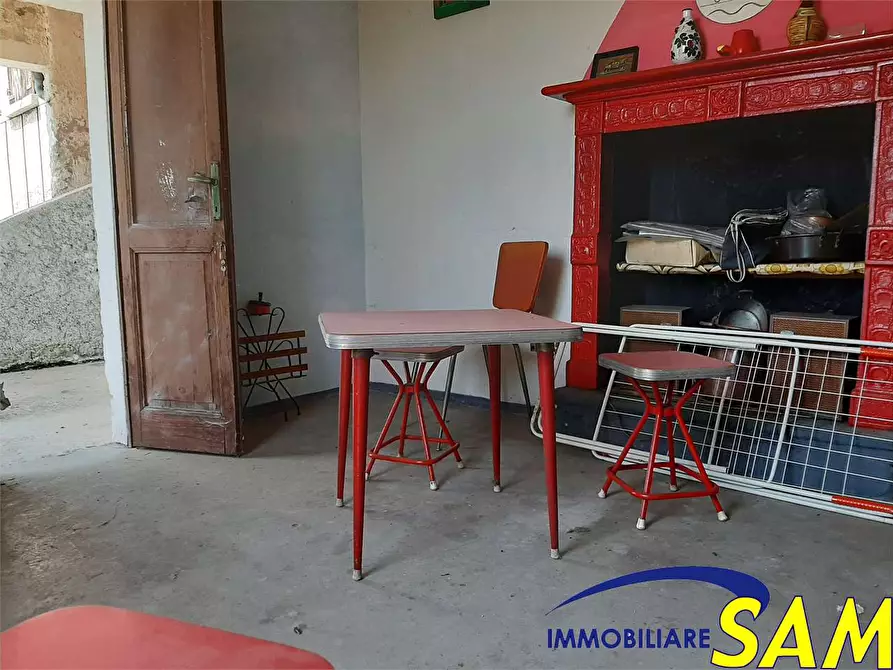 Immagine 21 di Porzione di casa in vendita  in Via Rosoledo 9 a Carlazzo
