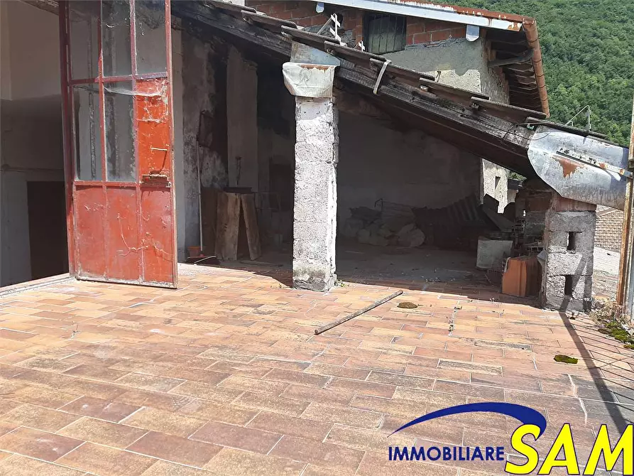 Immagine 42 di Porzione di casa in vendita  in Via Rosoledo 9 a Carlazzo