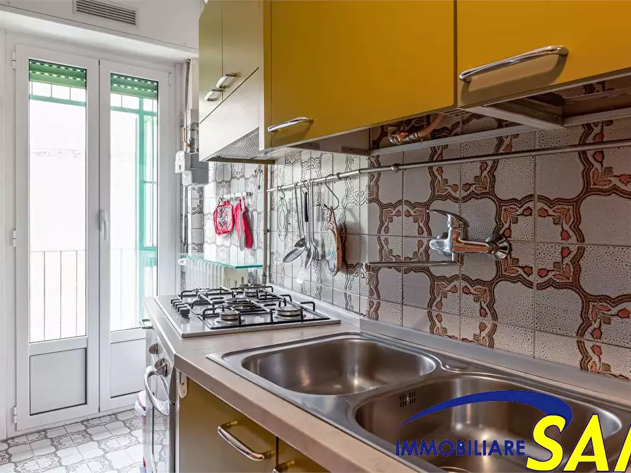 Immagine 16 di Quadrilocale in affitto  in Via Minturno 9 a Milano