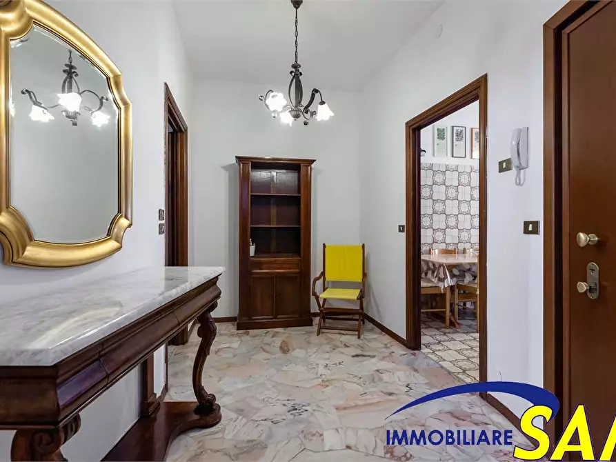 Immagine 12 di Quadrilocale in affitto  in Via Minturno 9 a Milano