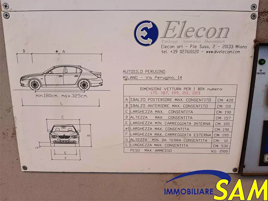 Immagine 2 di Posto auto in vendita  in via perugino 16 a Milano