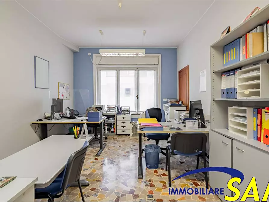 Immagine 2 di Ufficio in vendita  in Via Melzi d'Eril 20 a Milano