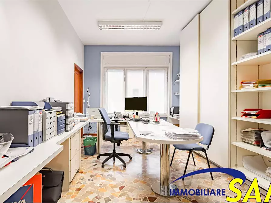 Immagine 10 di Ufficio in vendita  in Via Melzi d'Eril 20 a Milano