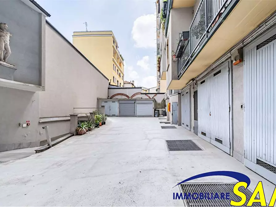 Immagine 21 di Ufficio in vendita  in Via Melzi d'Eril 20 a Milano