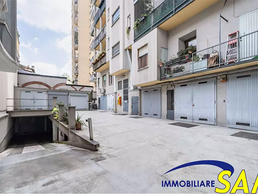 Immagine 22 di Ufficio in vendita  in Via Melzi d'Eril 20 a Milano