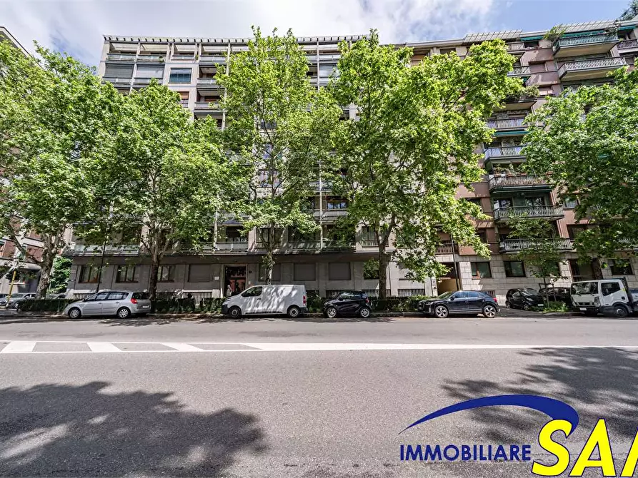 Immagine 23 di Ufficio in vendita  in Via Melzi d'Eril 20 a Milano