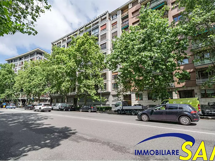 Immagine 24 di Ufficio in vendita  in Via Melzi d'Eril 20 a Milano