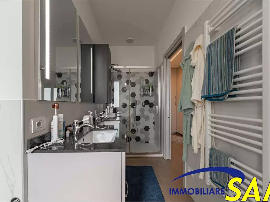 Immagine 13 di Trilocale in vendita  in Piazzale Martini 9 a Milano