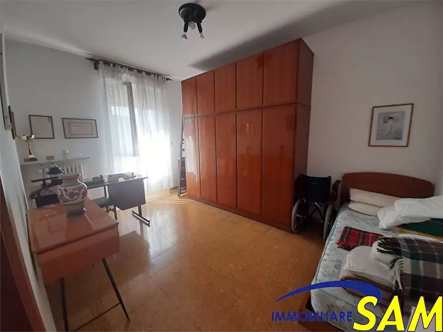 Immagine 4 di Trilocale in vendita  in Via Cadibona 9 a Milano