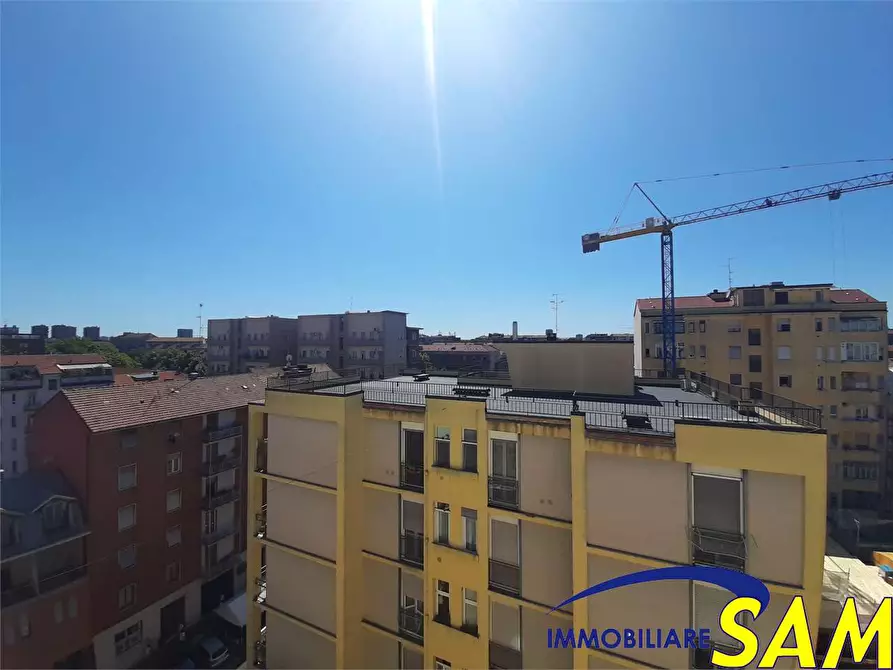 Immagine 7 di Trilocale in vendita  in Via Cadibona 9 a Milano