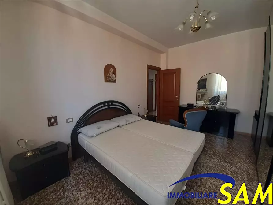 Immagine 13 di Trilocale in vendita  in Via Cadibona 9 a Milano