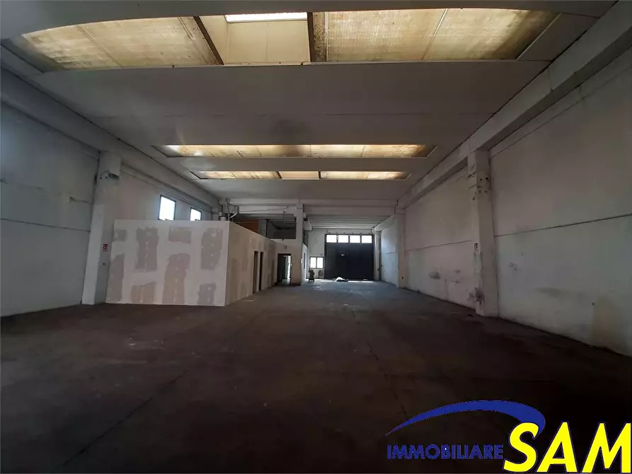 Immagine 17 di Capannone industriale in vendita  in Via della Pace 3 a San Giuliano Milanese