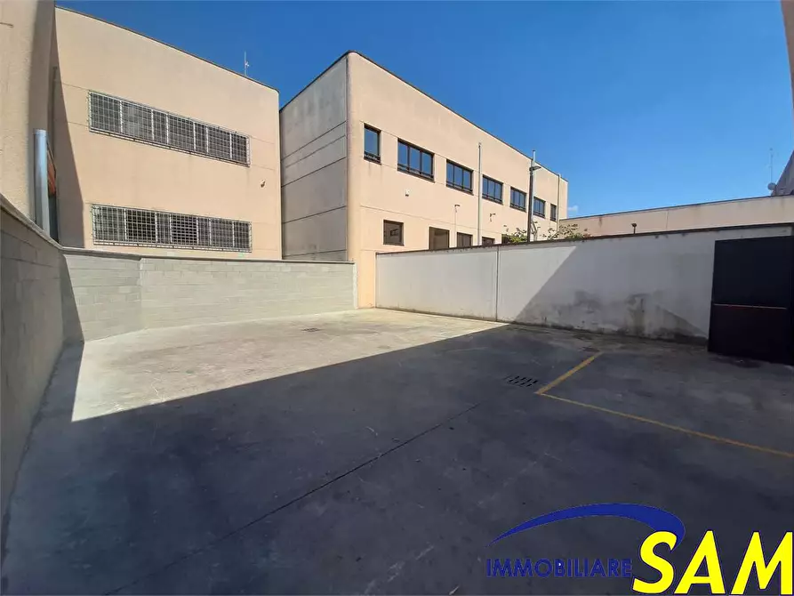 Immagine 21 di Capannone industriale in vendita  in Via della Pace 3 a San Giuliano Milanese