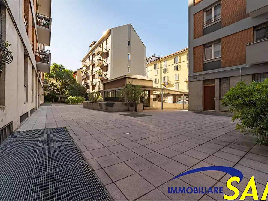 Immagine 19 di Bilocale in affitto  in Via Melzo 6 a Milano