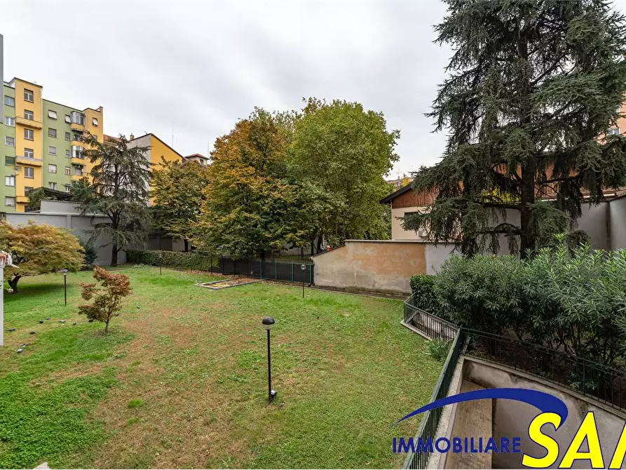 Immagine 30 di Bilocale in affitto  in Via Caposile 8 a Milano