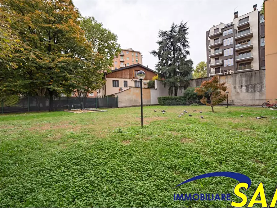 Immagine 38 di Bilocale in affitto  in Via Caposile 8 a Milano