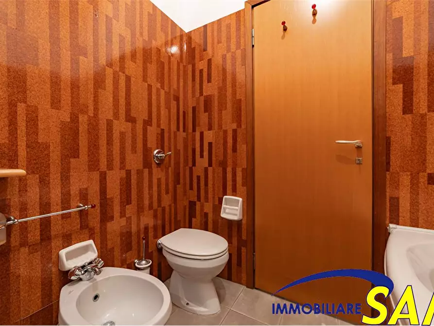 Immagine 22 di Bilocale in affitto  in Via Caposile 8 a Milano