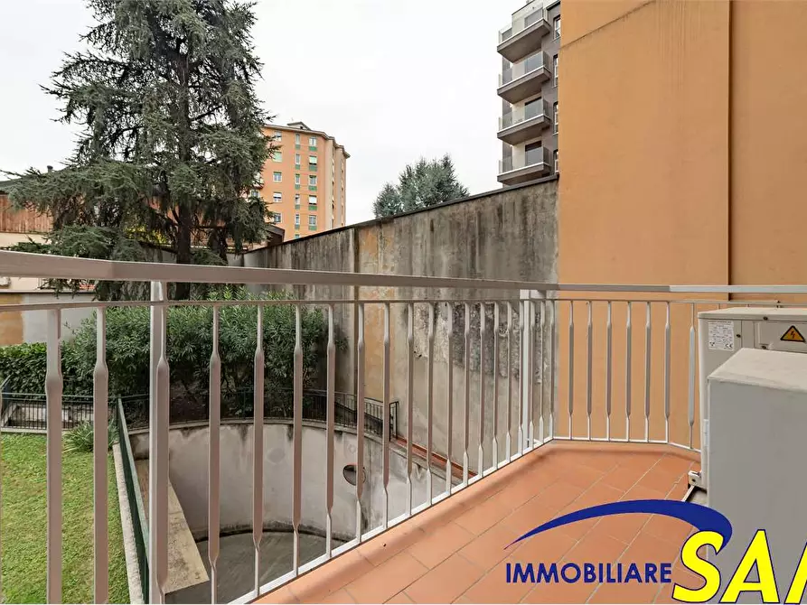 Immagine 28 di Bilocale in affitto  in Via Caposile 8 a Milano