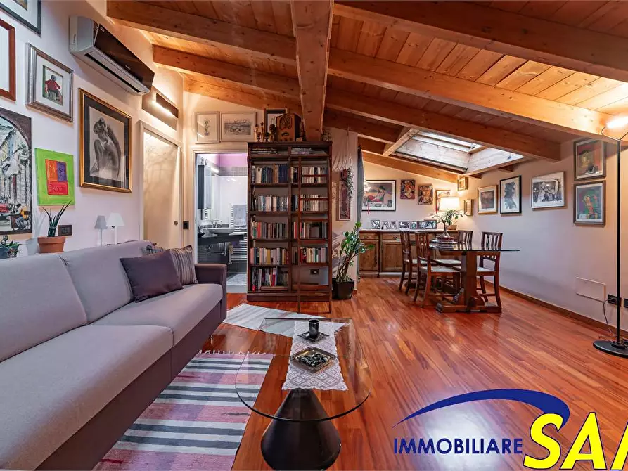 Immagine 1 di Appartamento in vendita  in Via Delle Rimembranze 2 a Peschiera Borromeo