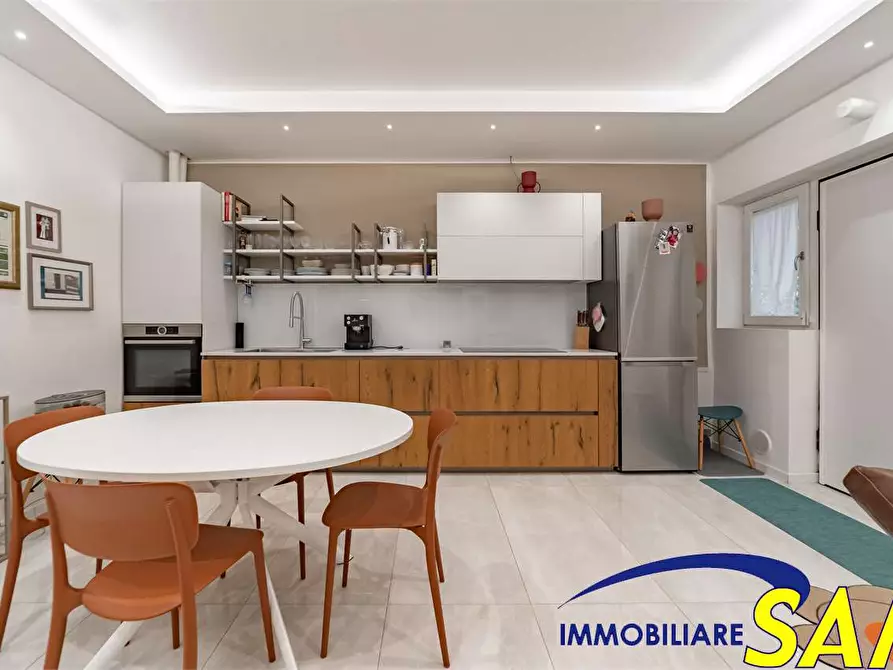 Immagine 6 di Trilocale in vendita  in Via Monte Velino 7 a Milano