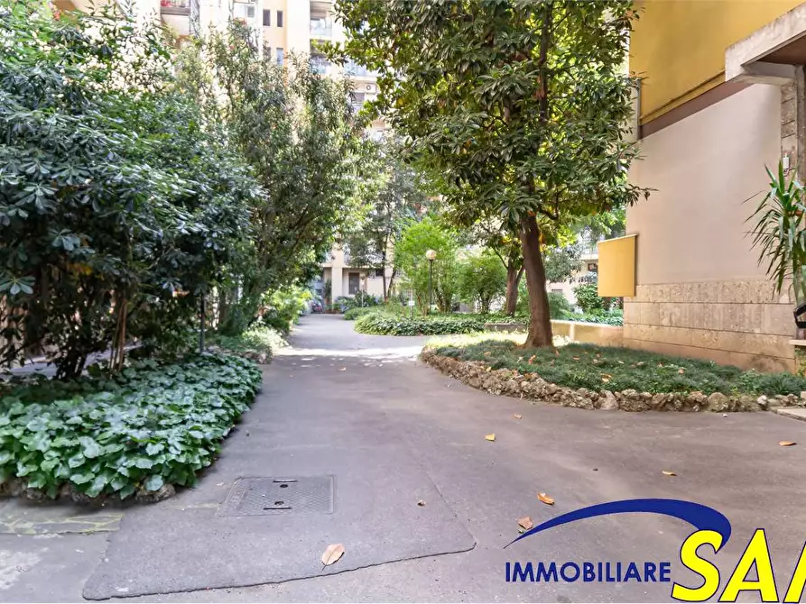 Immagine 20 di Bilocale in affitto  in Via Ciceri Visconti 10 a Milano