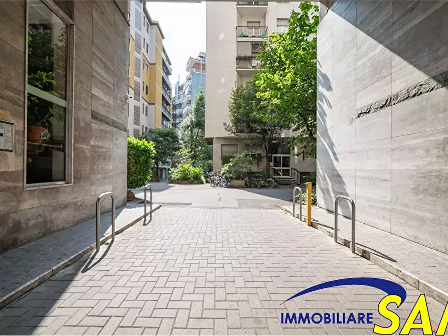 Immagine 25 di Bilocale in affitto  in Via Ciceri Visconti 10 a Milano