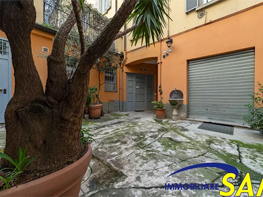 Immagine 19 di Bilocale in affitto  in Via San Calocero 29 a Milano