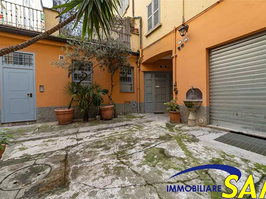 Immagine 21 di Bilocale in affitto  in Via San Calocero 29 a Milano