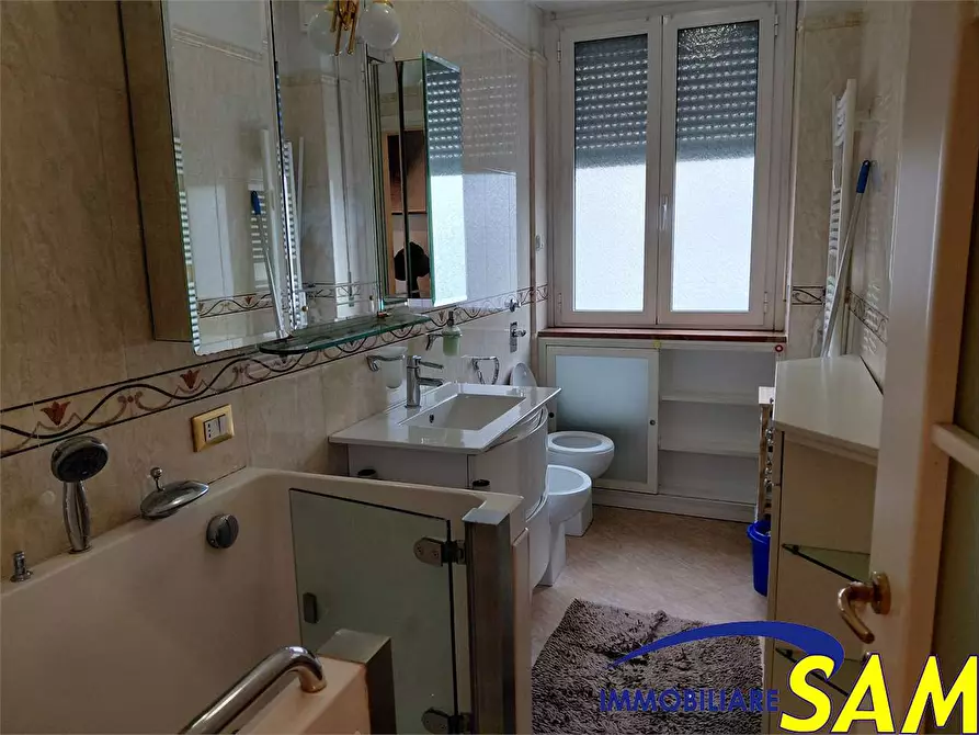 Immagine 12 di Bilocale in vendita  in Vis Busoni 12 a Milano