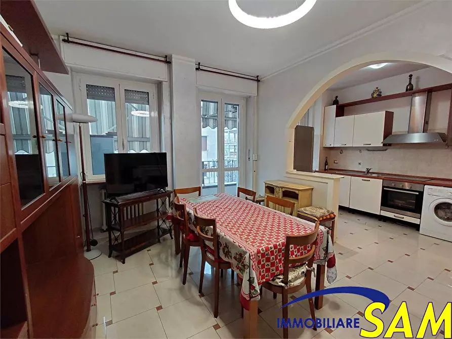 Immagine 1 di Bilocale in vendita  in Vis Busoni 12 a Milano