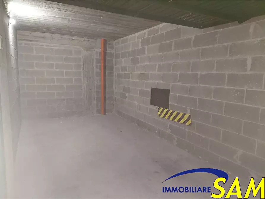 Immagine 13 di Garage in affitto  in Via Cadore 13 a Milano