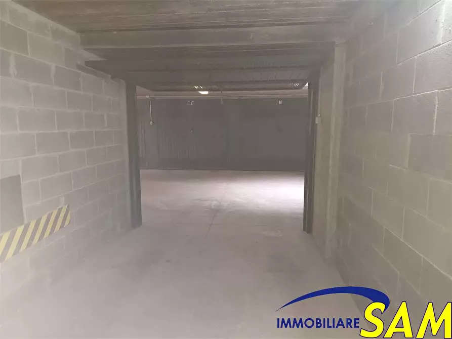 Immagine 14 di Garage in affitto  in Via Cadore 13 a Milano