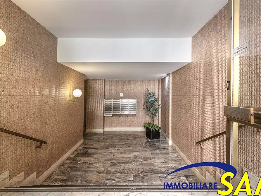 Immagine 27 di Trilocale in affitto  in Via Ripamonti 190 a Milano